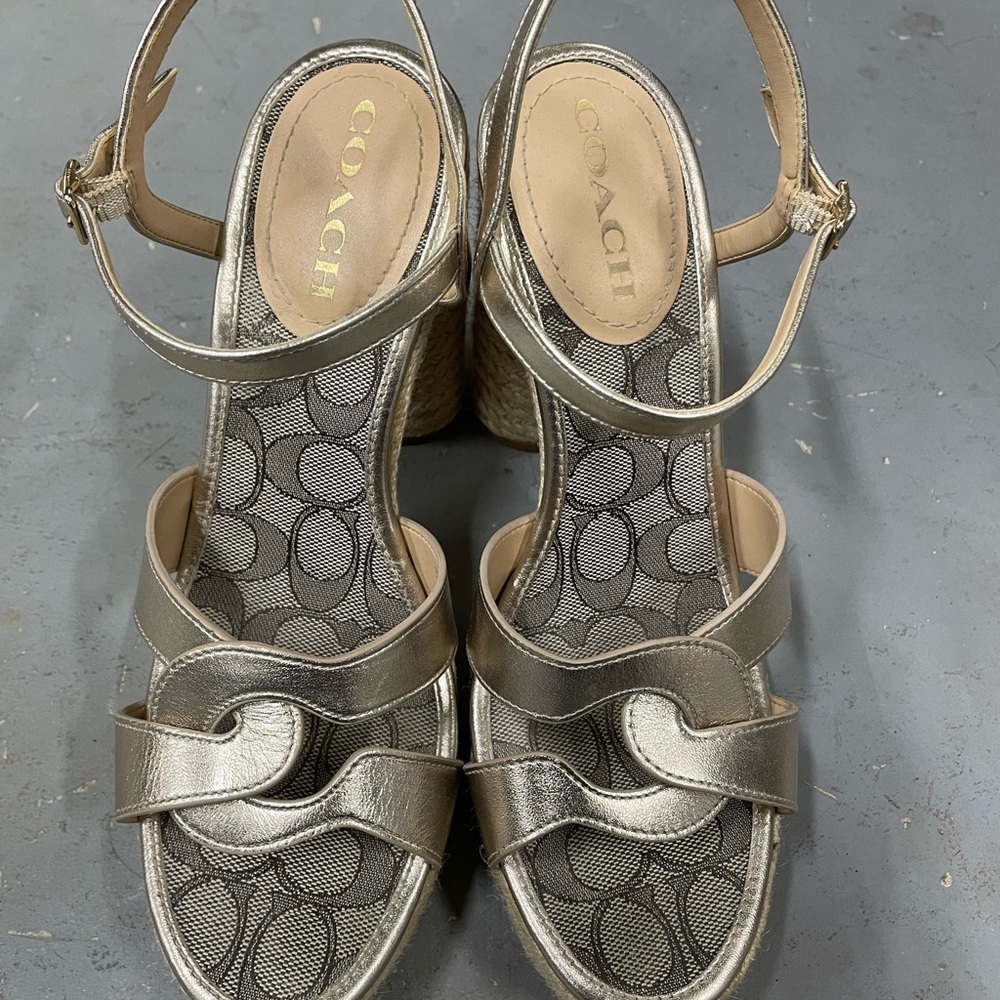 COACH~Previously loved women’s espadrille heel sandal